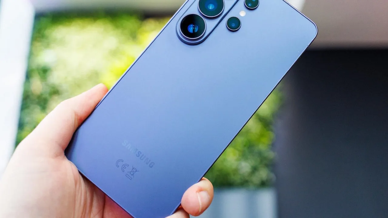 Galaxy S26 Ultra egalari One UI 9 xatoligiga duch keldi