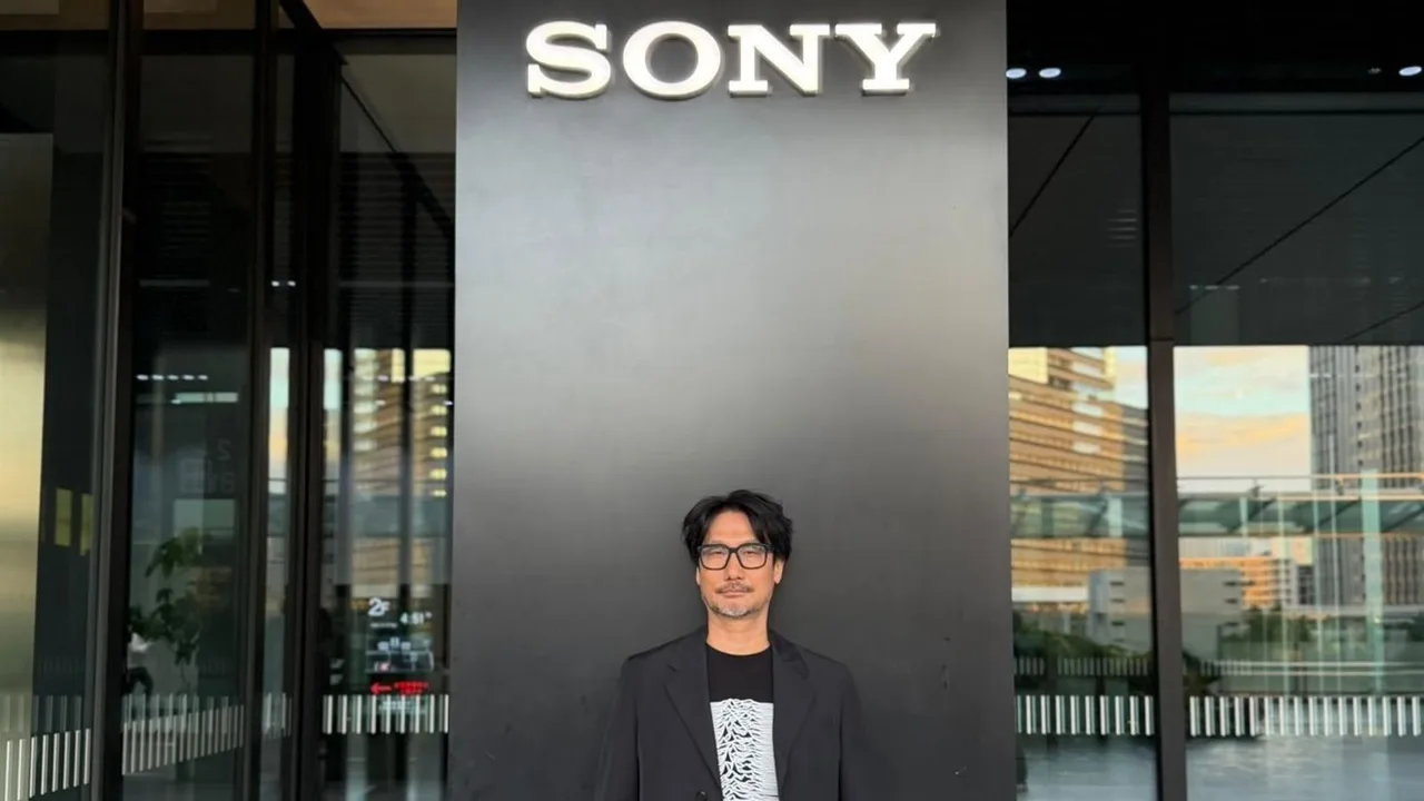 Hideo Kojima mish-mishlarga qaramay Sony qarorgohiga bordi